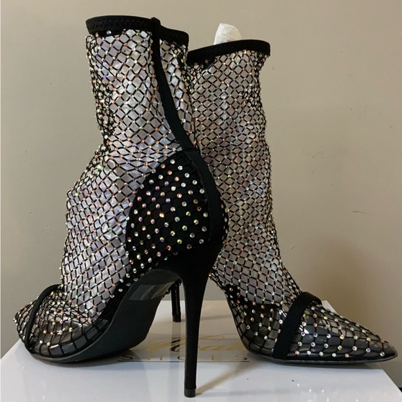 Cape Robbin Women’s Black Mesh Booties - Picture 8 of 11